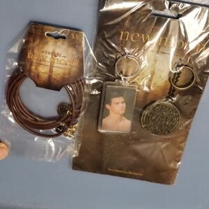 New Moon Jewelry Set with Brown and Gold Accents